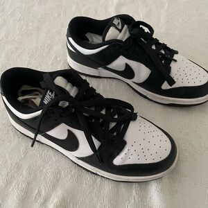 Nike Panda Dunks